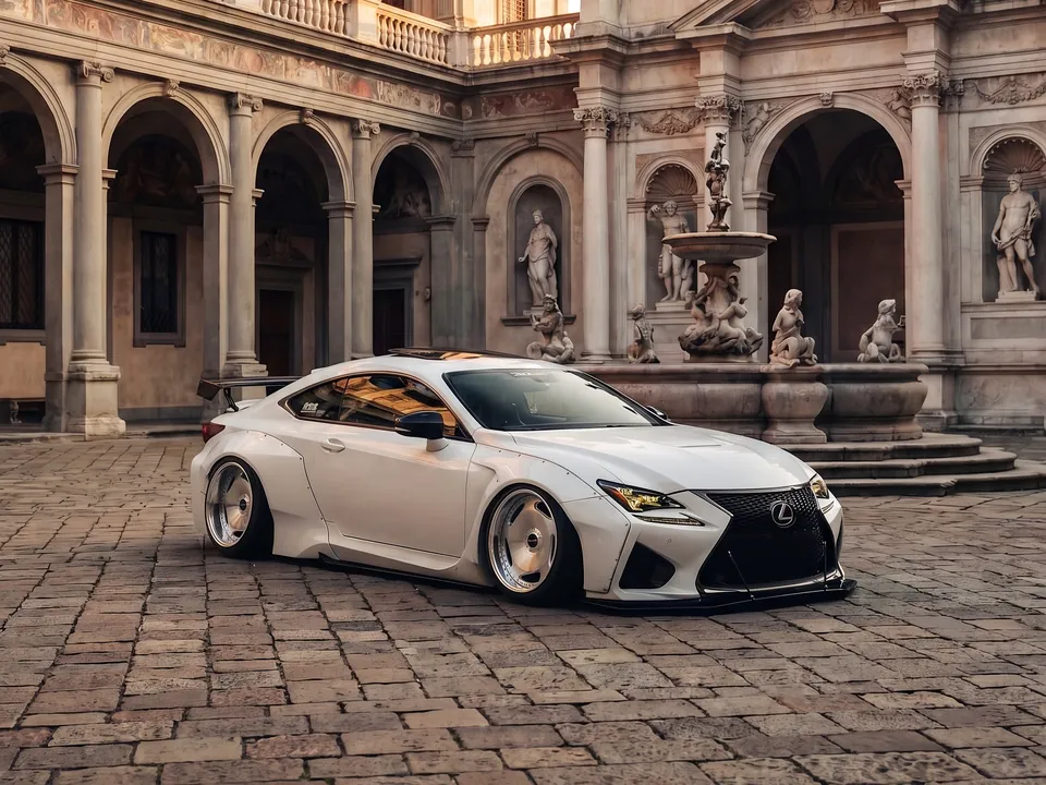 Lexus RC F on Vossen S17-01 wheels